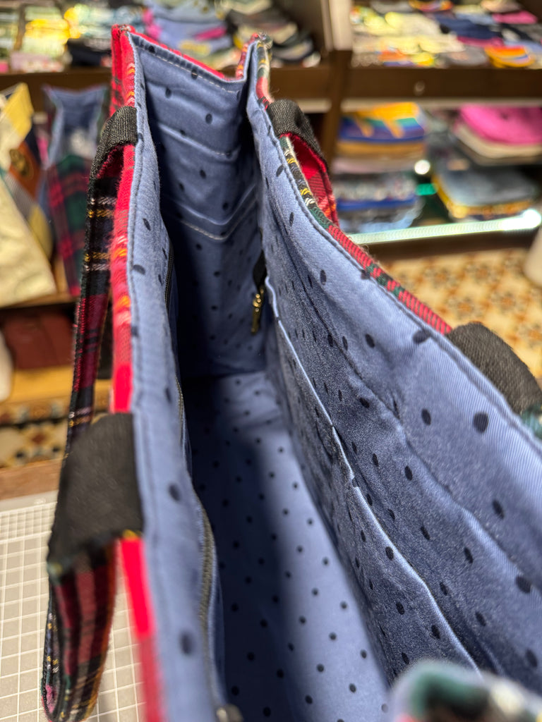 The Tartan No. 3 ❤️💚 KOKYKAI BOOK TOTE