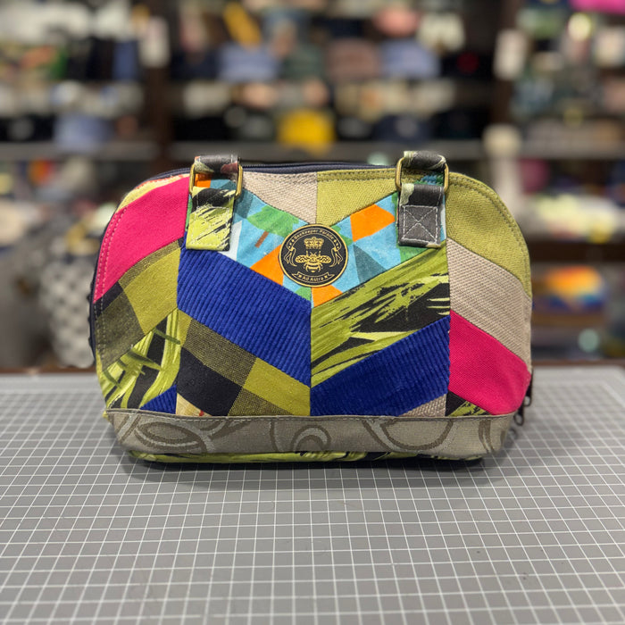 The Herringbone No. 1 💠 BeeKeeper Clamshell 🐚 Handbag