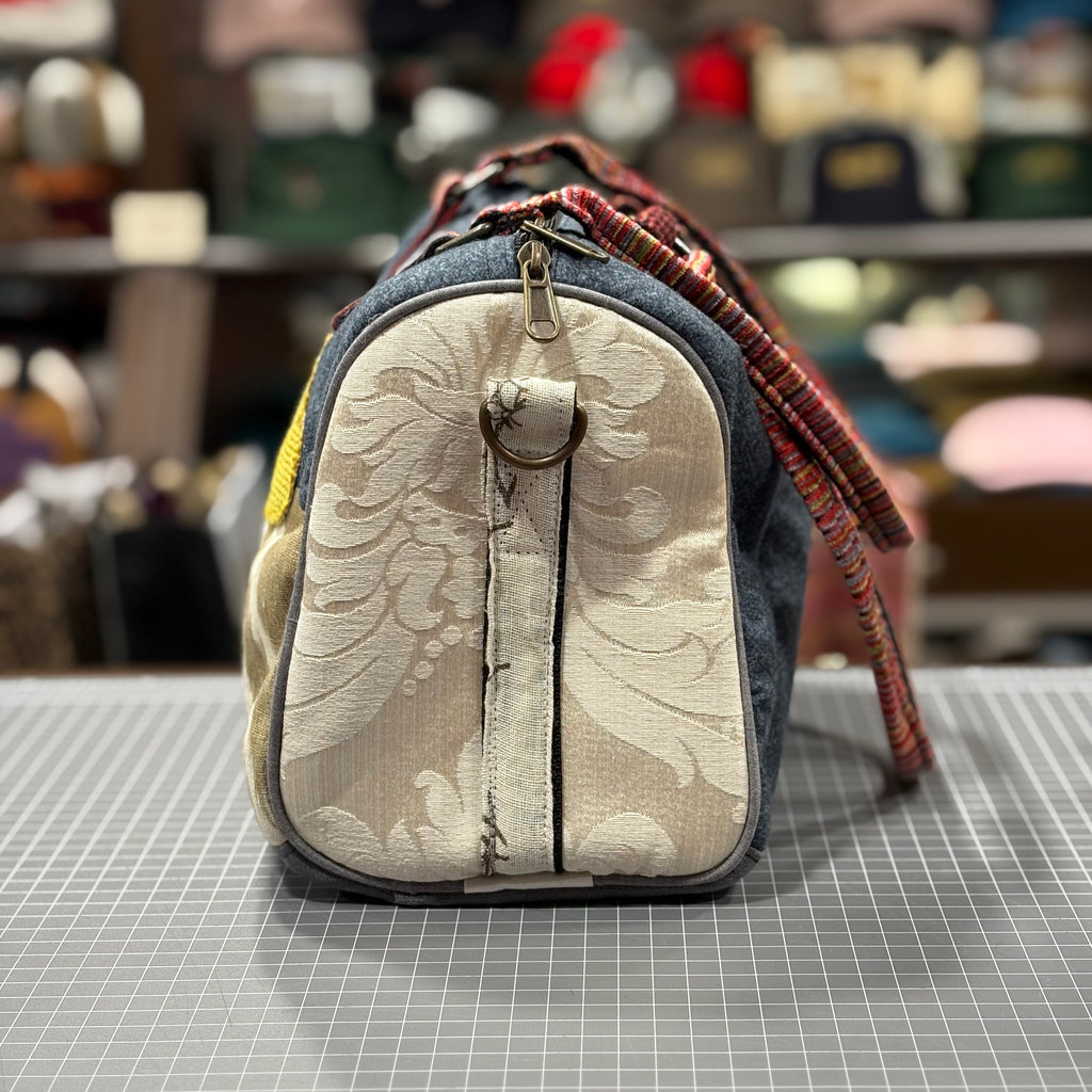The Yellow Heart No. 1 💛 BeeKeeper Mini Carry All Handbag