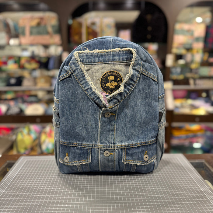 The Denim Shirt No. 4 👖 Classic Shirt BeeKeeper Parade Backpack