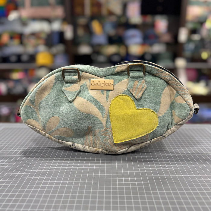 The Lemon Heart 🍋💛 KOKYKAI BACI KISS CLUTCH 💋