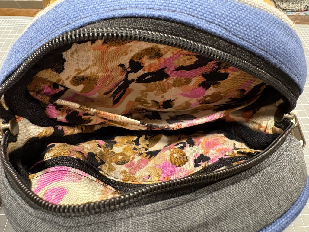 The Indigo Heart No. 1 💜 Da Vinci Collection BeeKeeper Luna Handbag 🌙