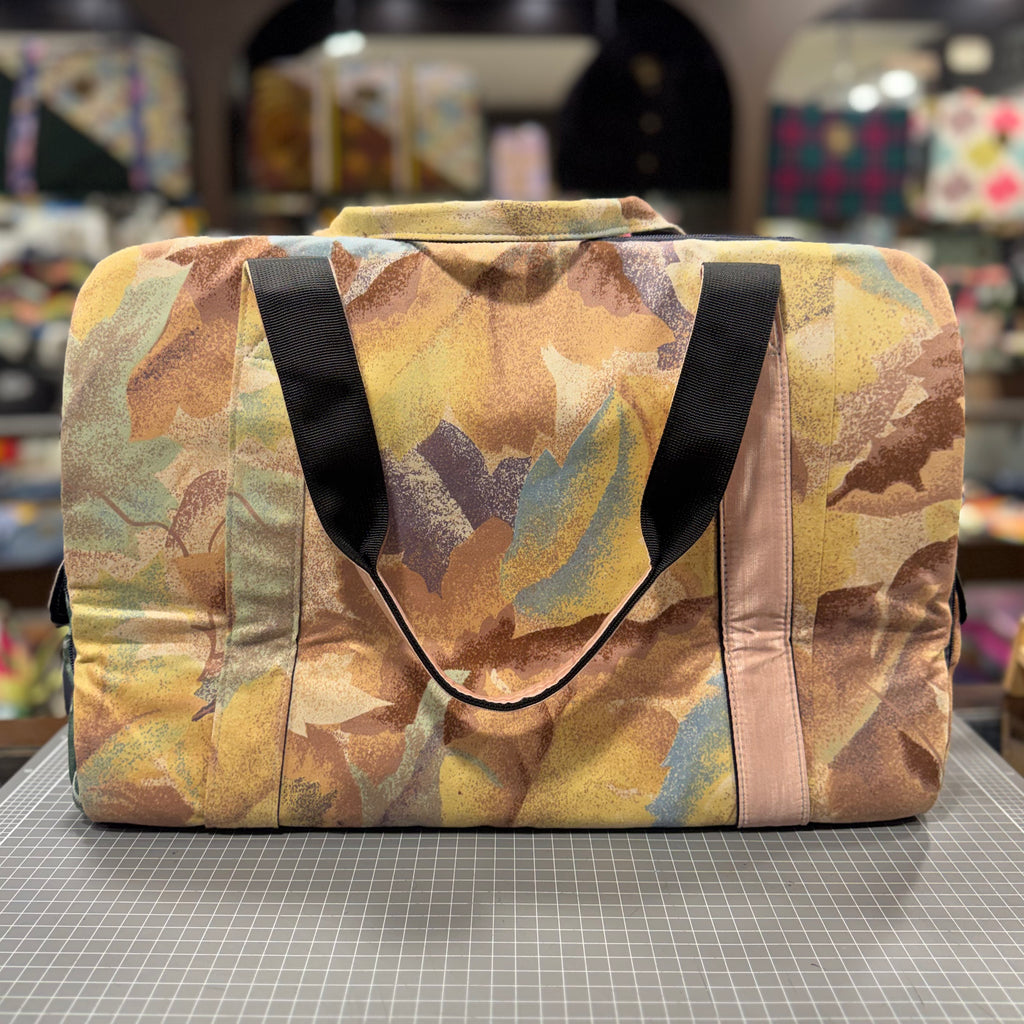 The Satin Garden 🌹🌿 Large BeeKeeper Weekender (Da Vinci Collection)