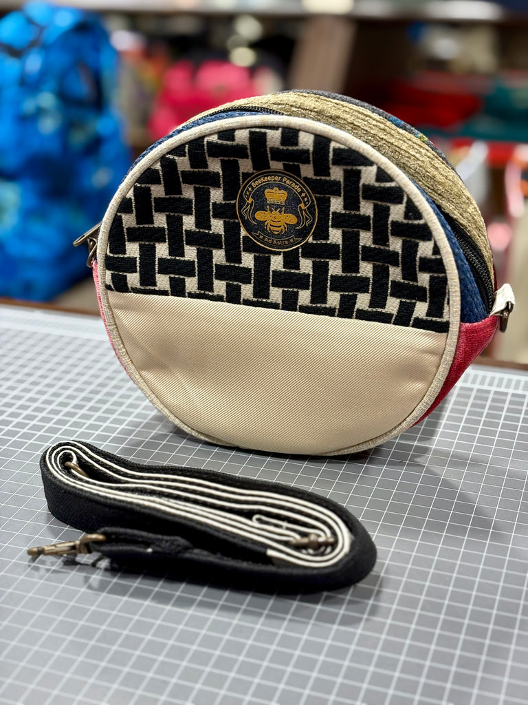 The Half Moon 🌓 Da Vinci Collection BeeKeeper Luna Handbag 🌙