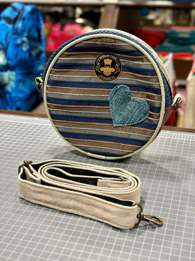 The Blue Heart No. 2 💙 Da Vinci Collection BeeKeeper Luna Handbag 🌙