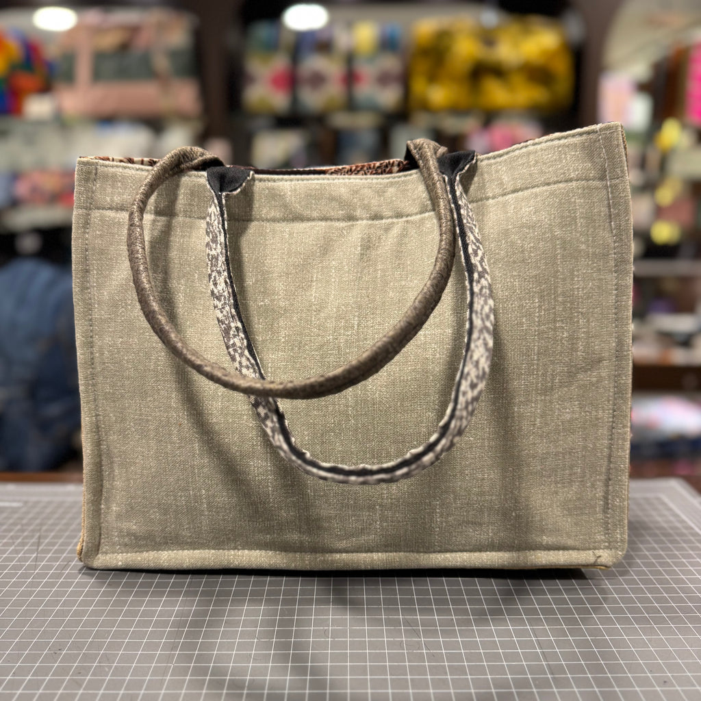 The St. Tropez No. 3 🏺 KOKYKAI BOOK TOTE