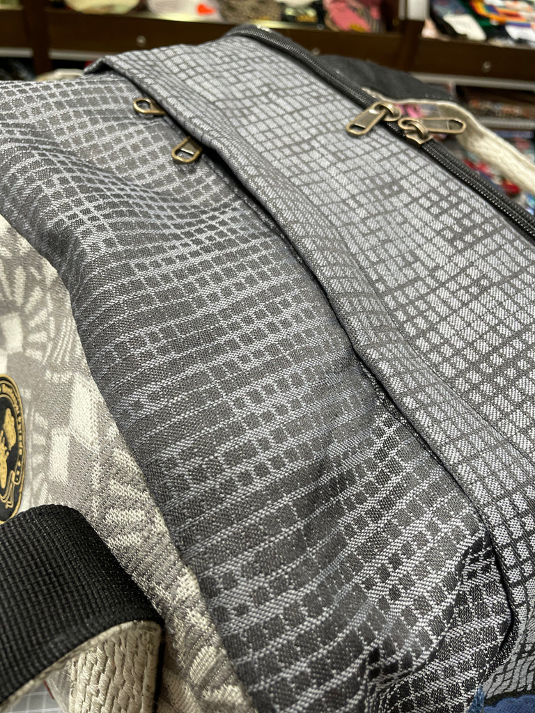 The Red Heart ❤️ Medium BeeKeeper Weekender Da Vinci Collection