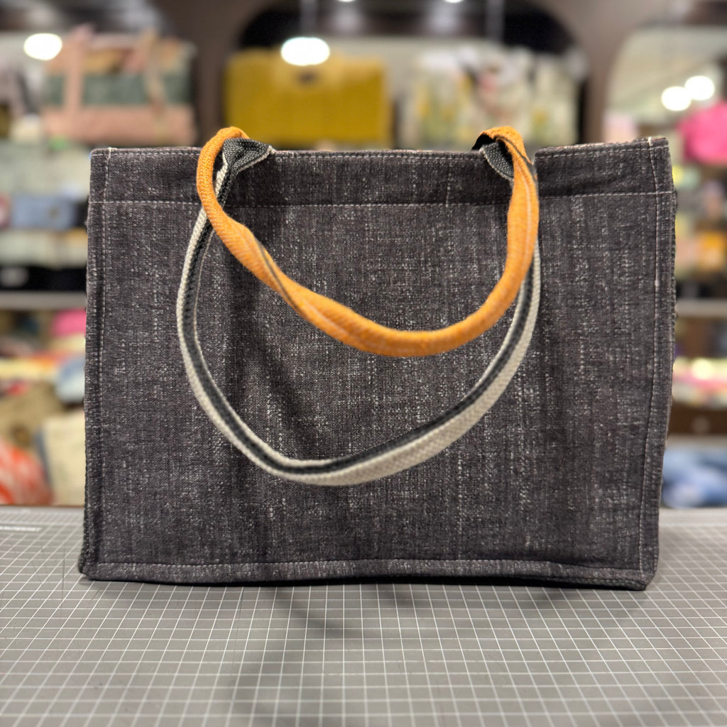 The St. Tropez No. 8 🏺 KOKYKAI BOOK TOTE