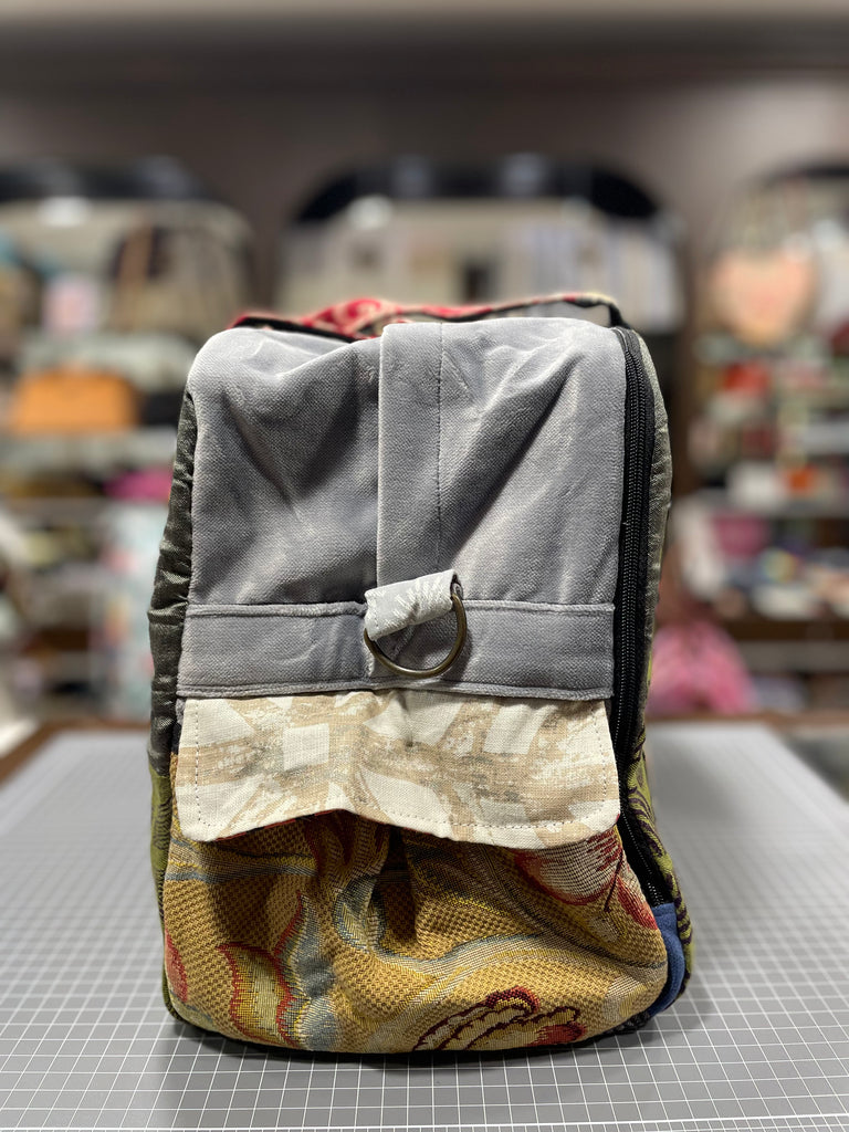 The Retro Green heart 💚  Large BeeKeeper Weekender (Da Vinci Collection)