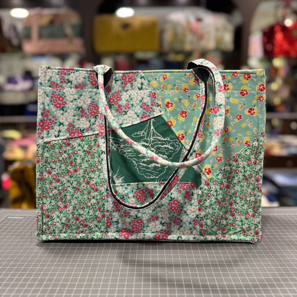 The GREEN 💚 Sweetest Thing 🍬 KOKYKAI BOOK TOTE