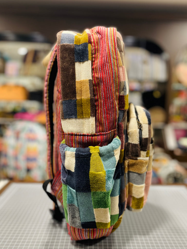 The Minecraft ❤️ Royal (Da Vinci Collection) BeeKeeper Backpack