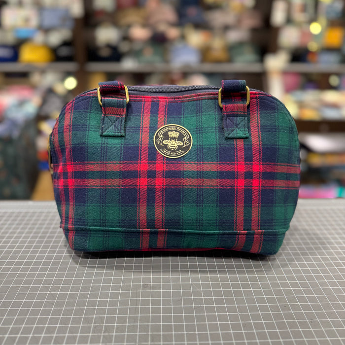 The Green Tartan 🌲 BeeKeeper Clamshell 🐚 Handbag