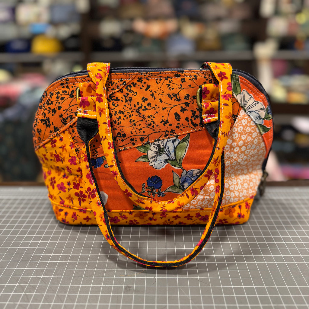 The Orange 🧡 Sweetest Thing 🍬 BeeKeeper Clamshell 🐚 Handbag