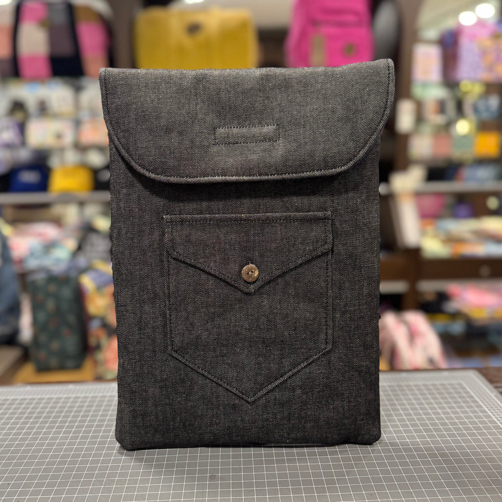 The Black Denim 👖 13.3inch BeeKeeper Laptop Sleeve