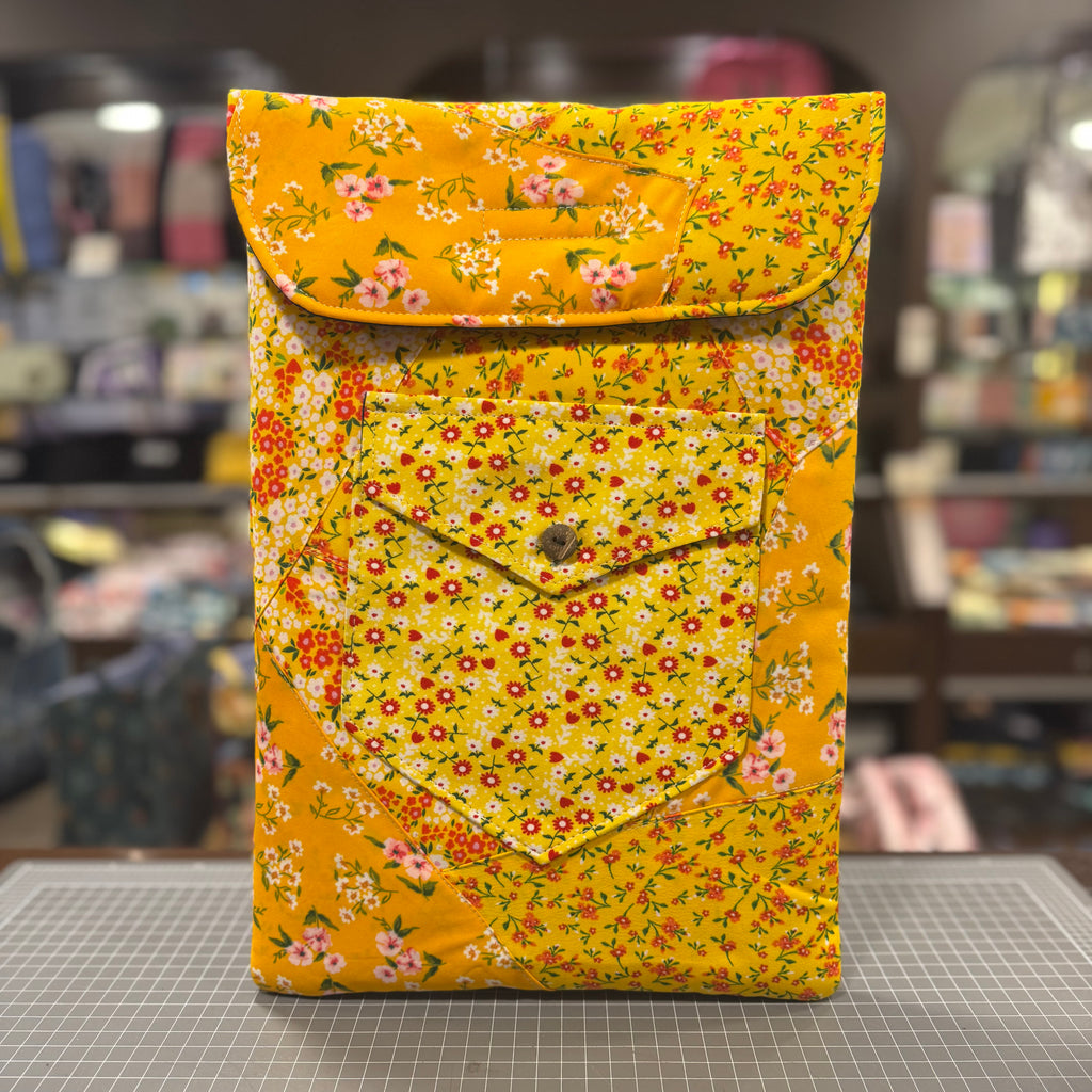 The Yellow 💛 Sweetest Thing 🍬 15inch BeeKeeper Laptop Sleeve