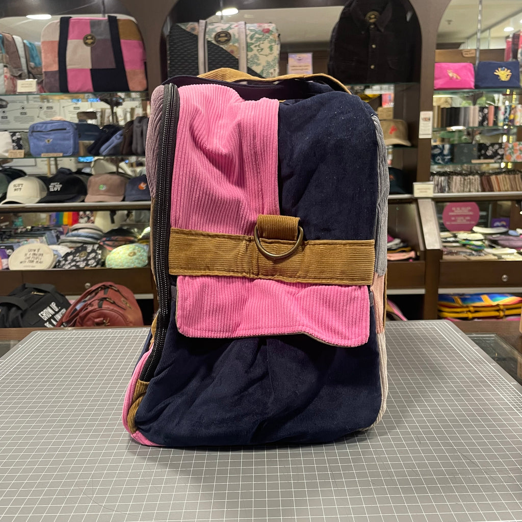 The Ice-Cream Drip No.1 🍦 Corduroy Large BeeKeeper Weekender (Da Vinci Collection)