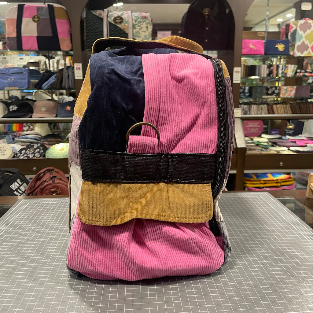 The Ice-Cream Drip No.2 🍦 Corduroy Large BeeKeeper Weekender (Da Vinci Collection)