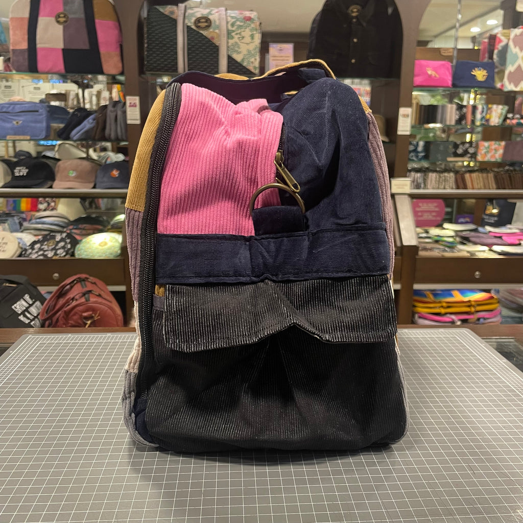 The Ice-Cream Drip No.2 🍦 Corduroy Large BeeKeeper Weekender (Da Vinci Collection)