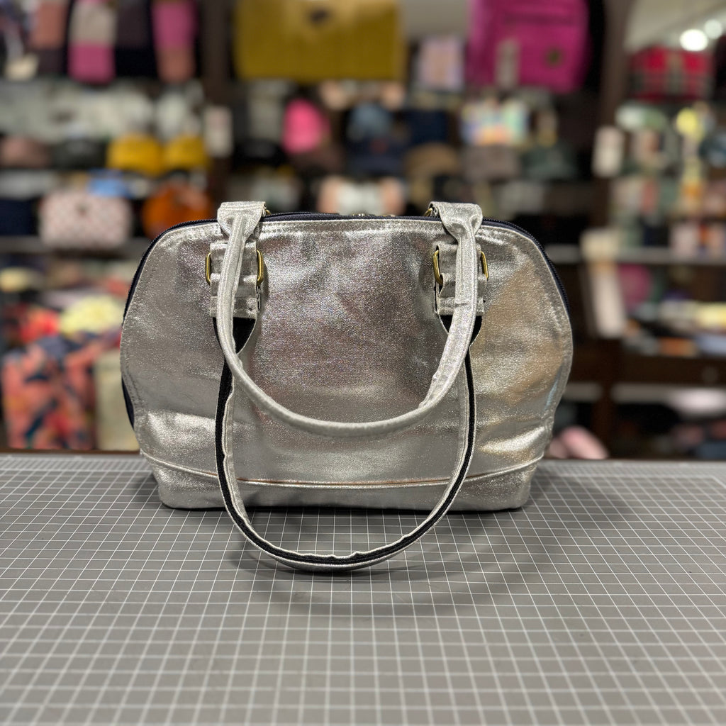 The Space Age 🚀 BeeKeeper Clamshell 🐚 Handbag