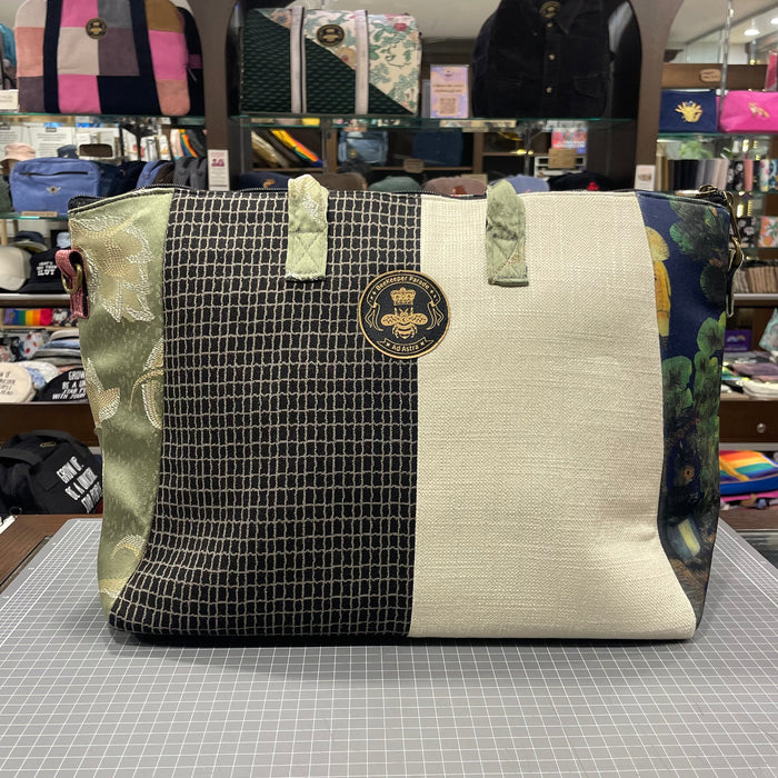 The Parklands KOKYKAI LOTUS HANDBAG