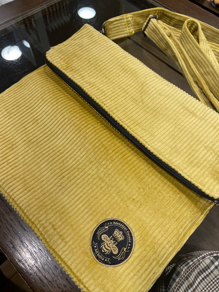 The Mustard 🍋 Corduroy Shoulder Bag