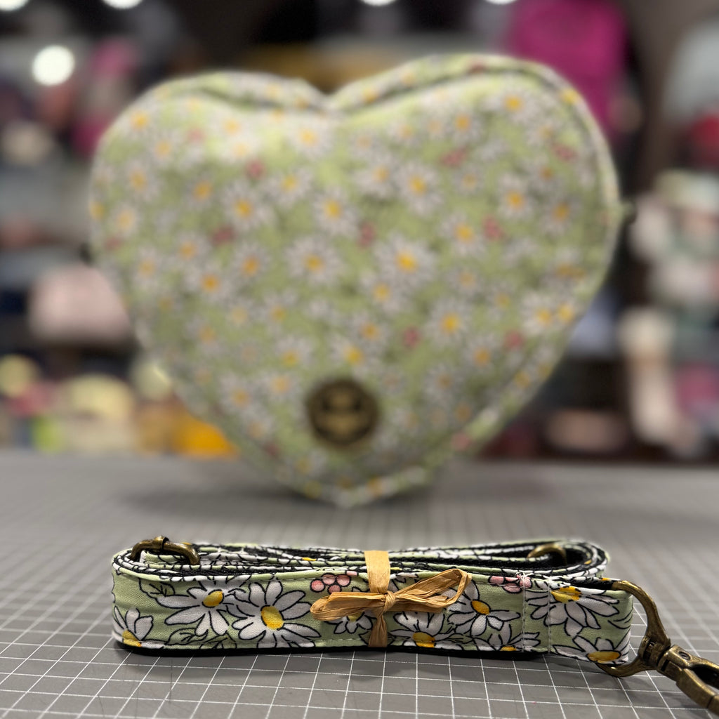 The Daisy Green 💚 KOKYKAI LOVE HEART V.2 ♥️