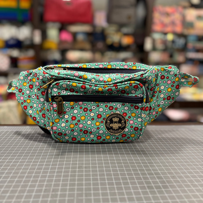The Floral Garden 🌸🌼 BeeKeeper Bumbag