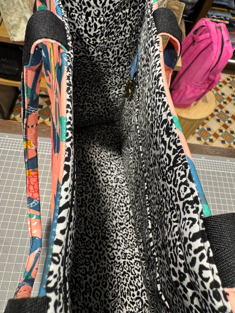 The  Midday Jungle 🐆 KOKYKAI BOOK TOTE