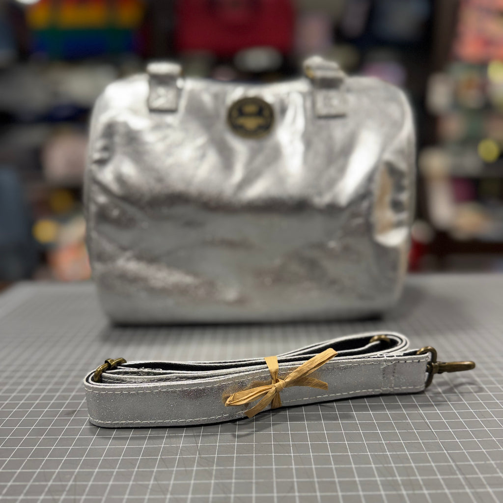 The Quick Silver 💍 BeeKeeper Mini Carry All Handbag