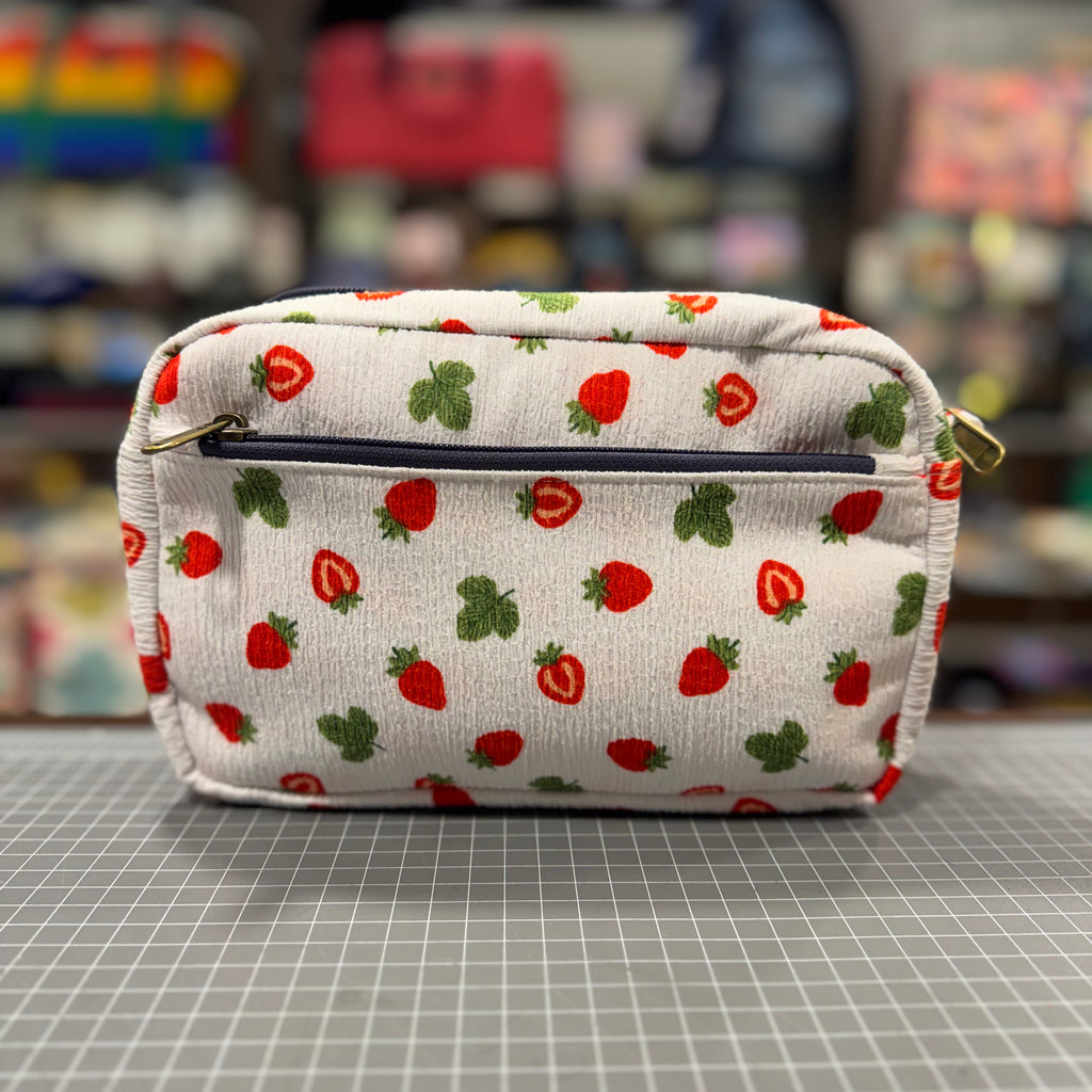 The Strawberries 🍓 KOKYKAI CROSSBODY BAG