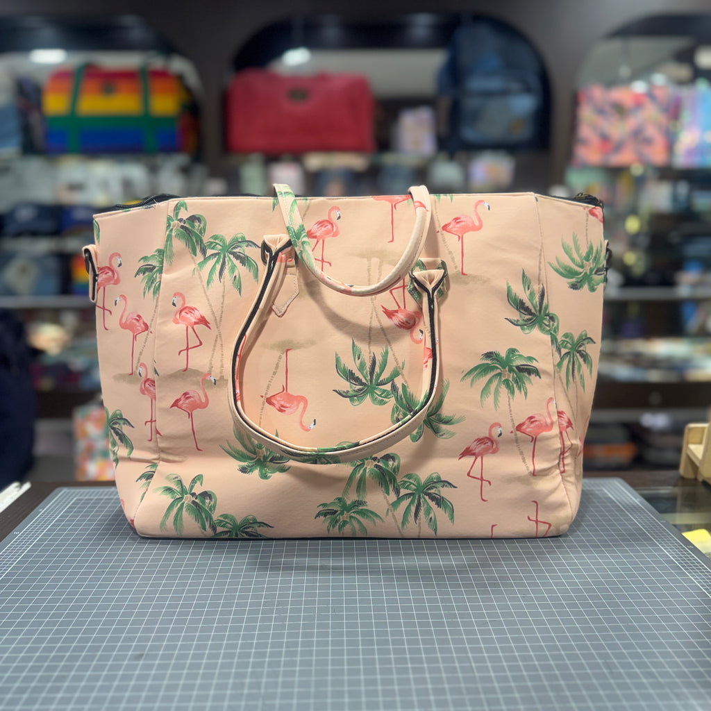 The Flamboyant Flamingos 🦩 KOKYKAI LOTUS Tote