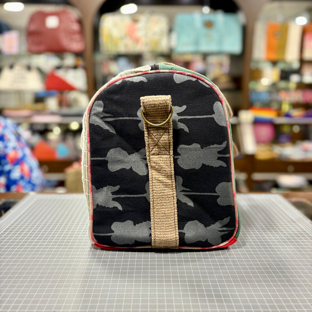 The Grasslands 🌾 BeeKeeper Carry-All (Da Vinci Collection)