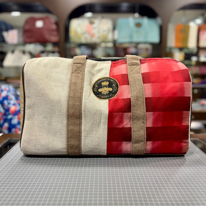 The Cherry Pie No. 2 🍒 BeeKeeper Carry-All (Da Vinci Collection)