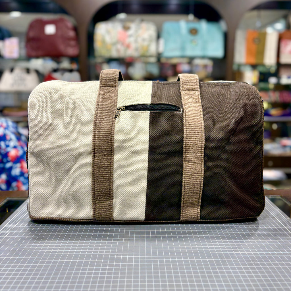 The Cherry Pie No. 2 🍒 BeeKeeper Carry-All (Da Vinci Collection)