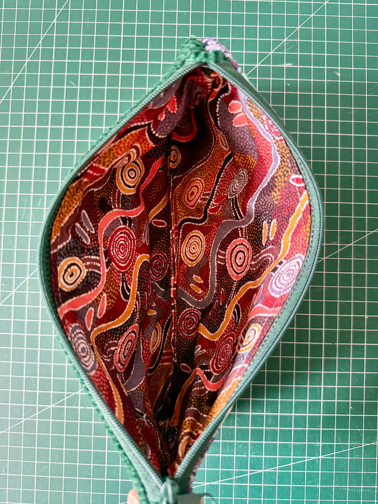 The Teddy Bear 🧸 Beekeeper Pencil Case — Large 🚃 Melbourne Collection