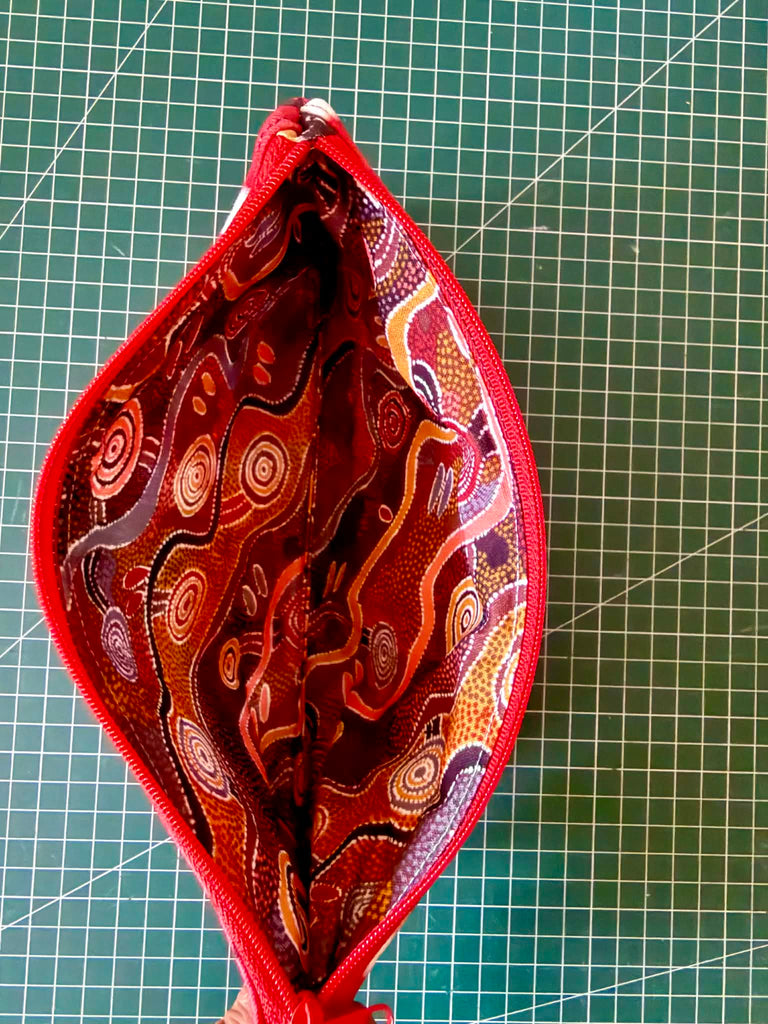 The Bush Buddies 🦘🐨 Beekeeper Pencil Case — Large 🚃 Melbourne Collection