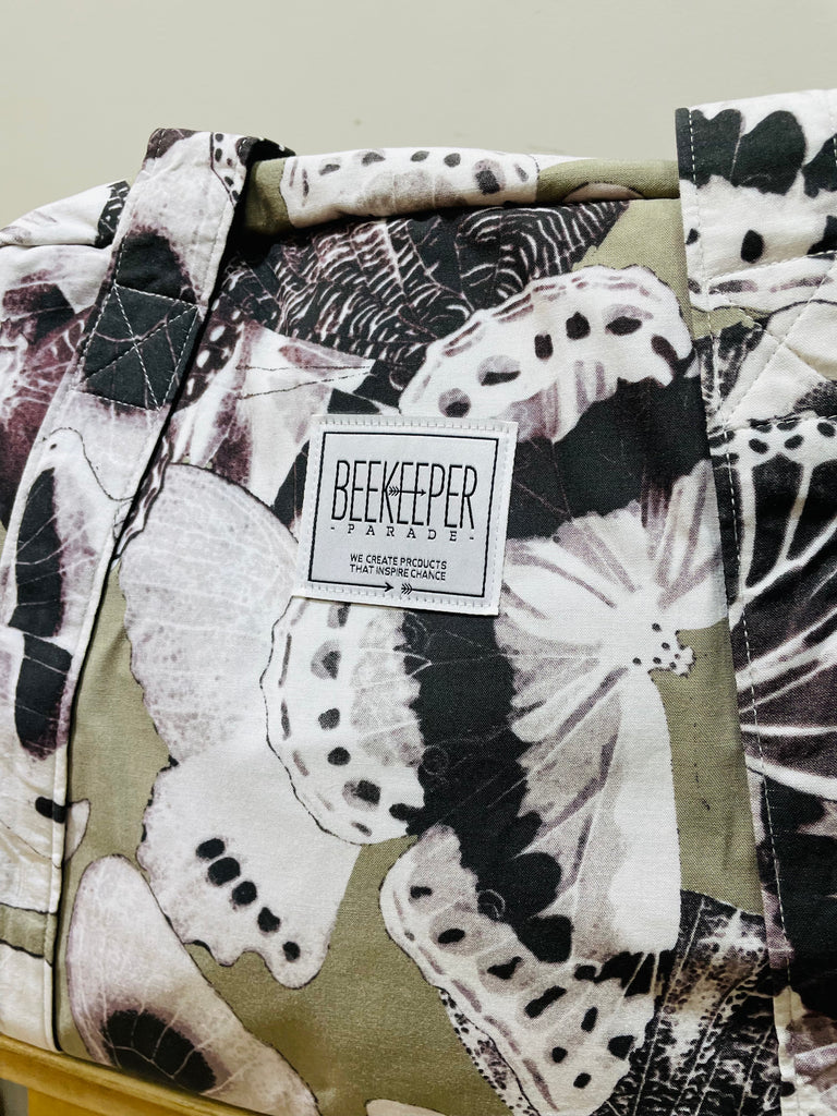 The Butterfly 🦋 Medium BeeKeeper Weekender (Masterpiece)
