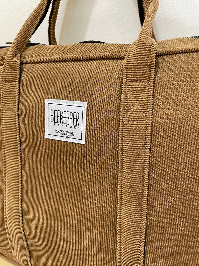 The Tan 🥜 Laptop Messenger BeeKeeper Bag